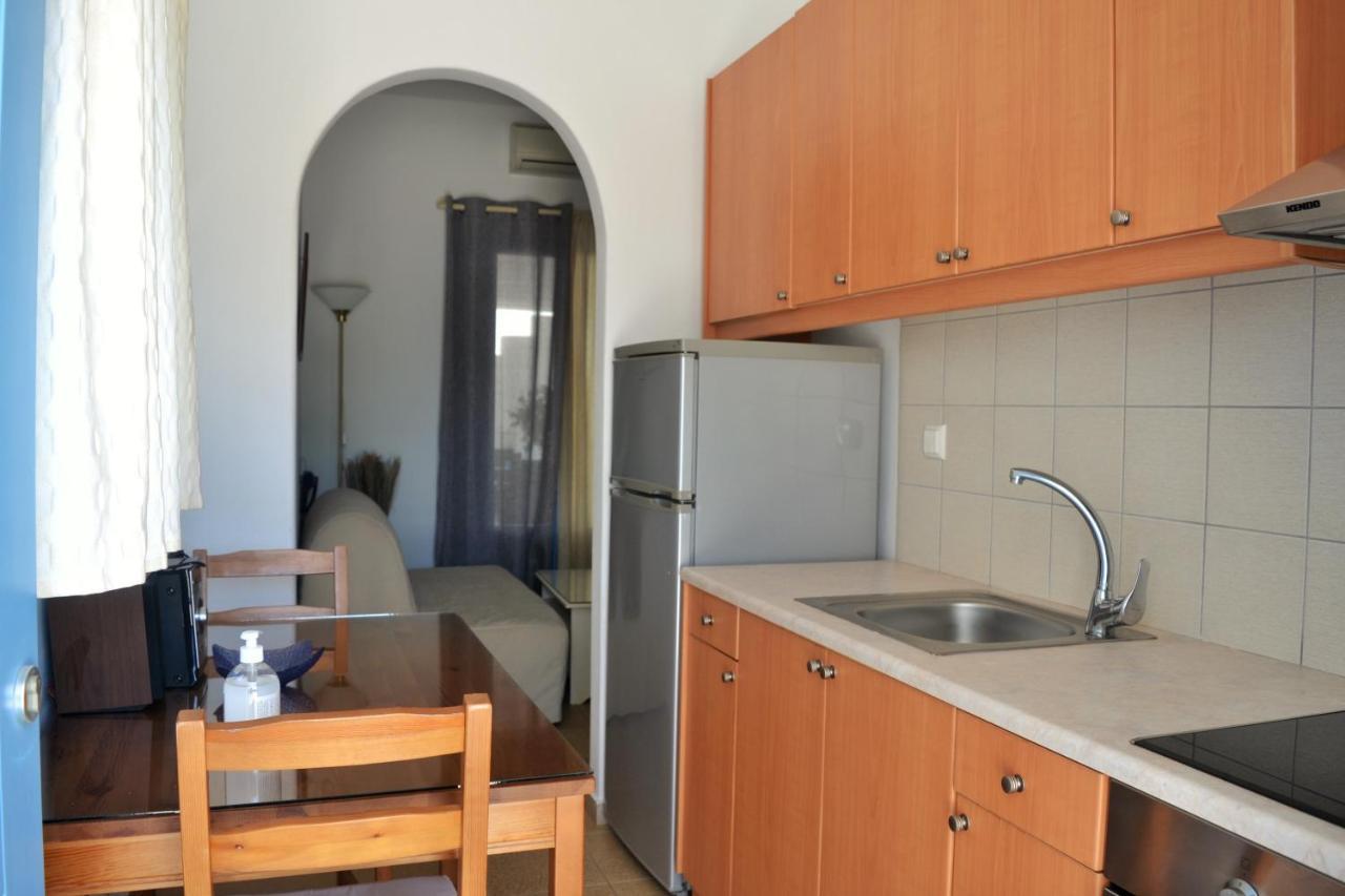 Mer Bleu Apartments Амбелас Экстерьер фото
