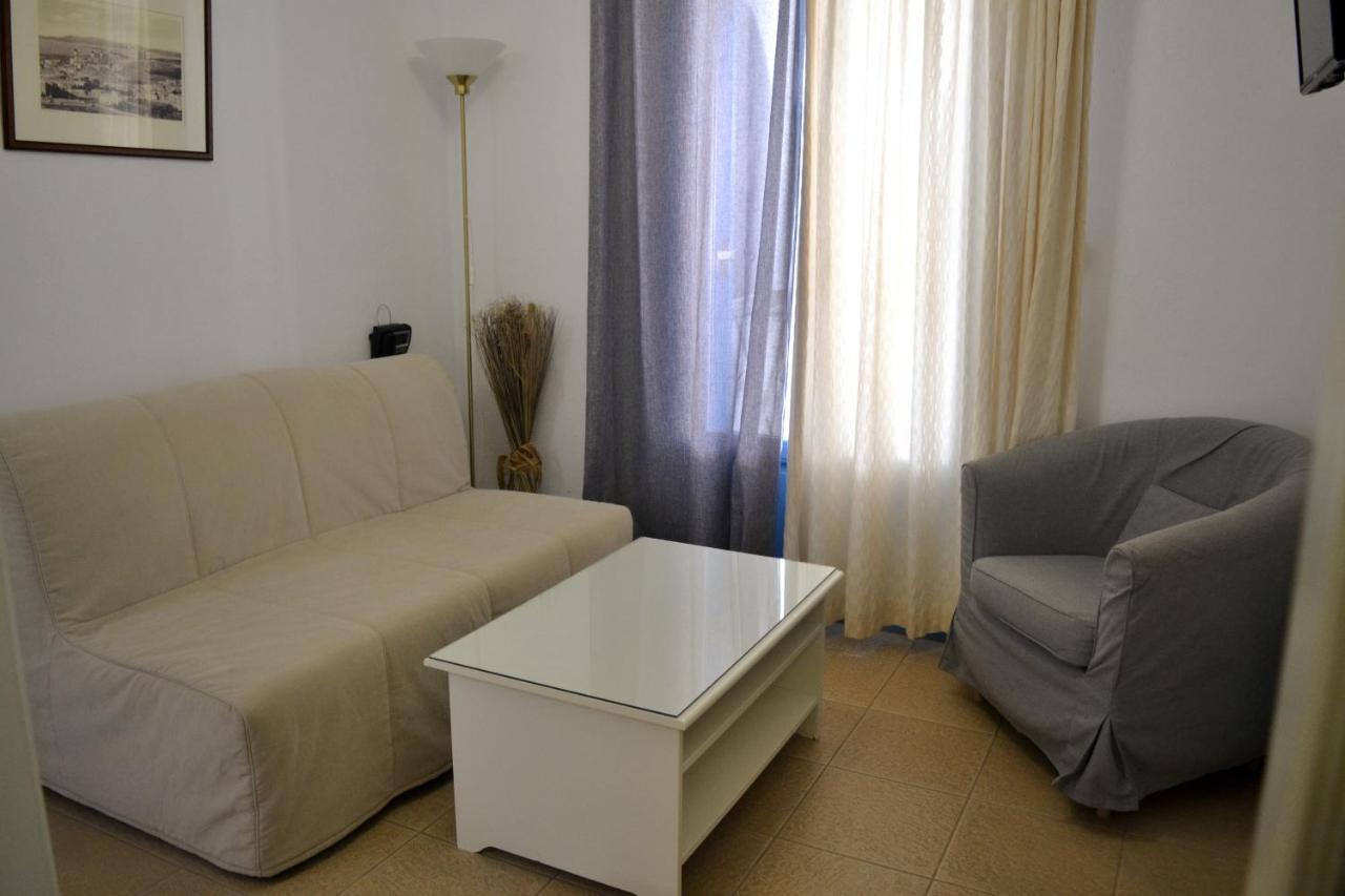 Mer Bleu Apartments Амбелас Экстерьер фото