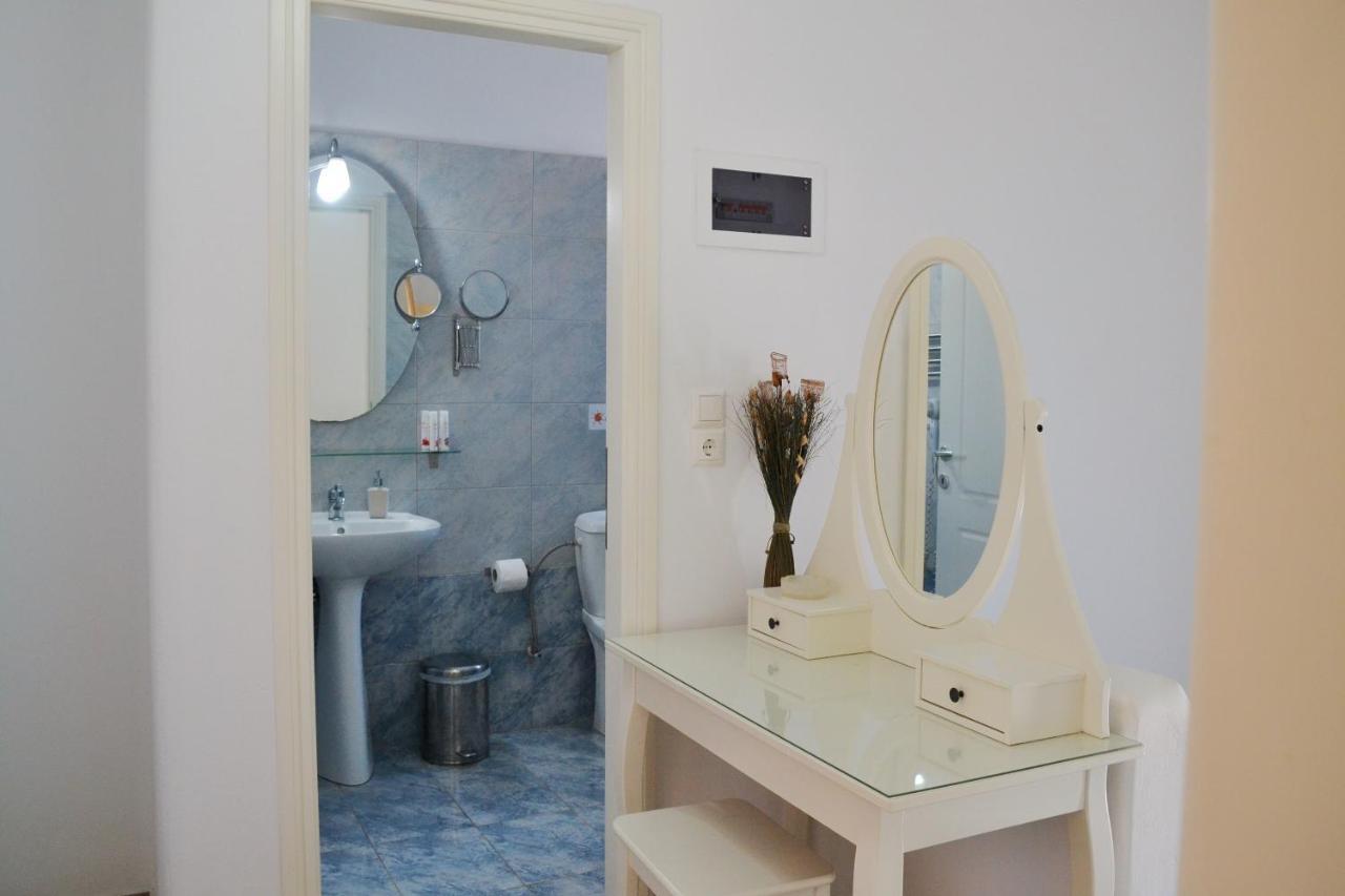Mer Bleu Apartments Амбелас Экстерьер фото